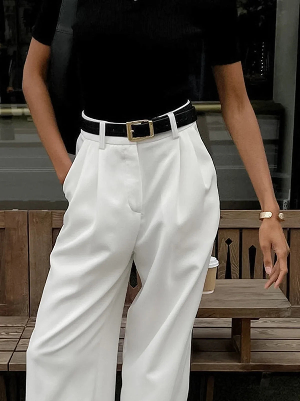 Women's wide-leg pants with tailored silhouette – White