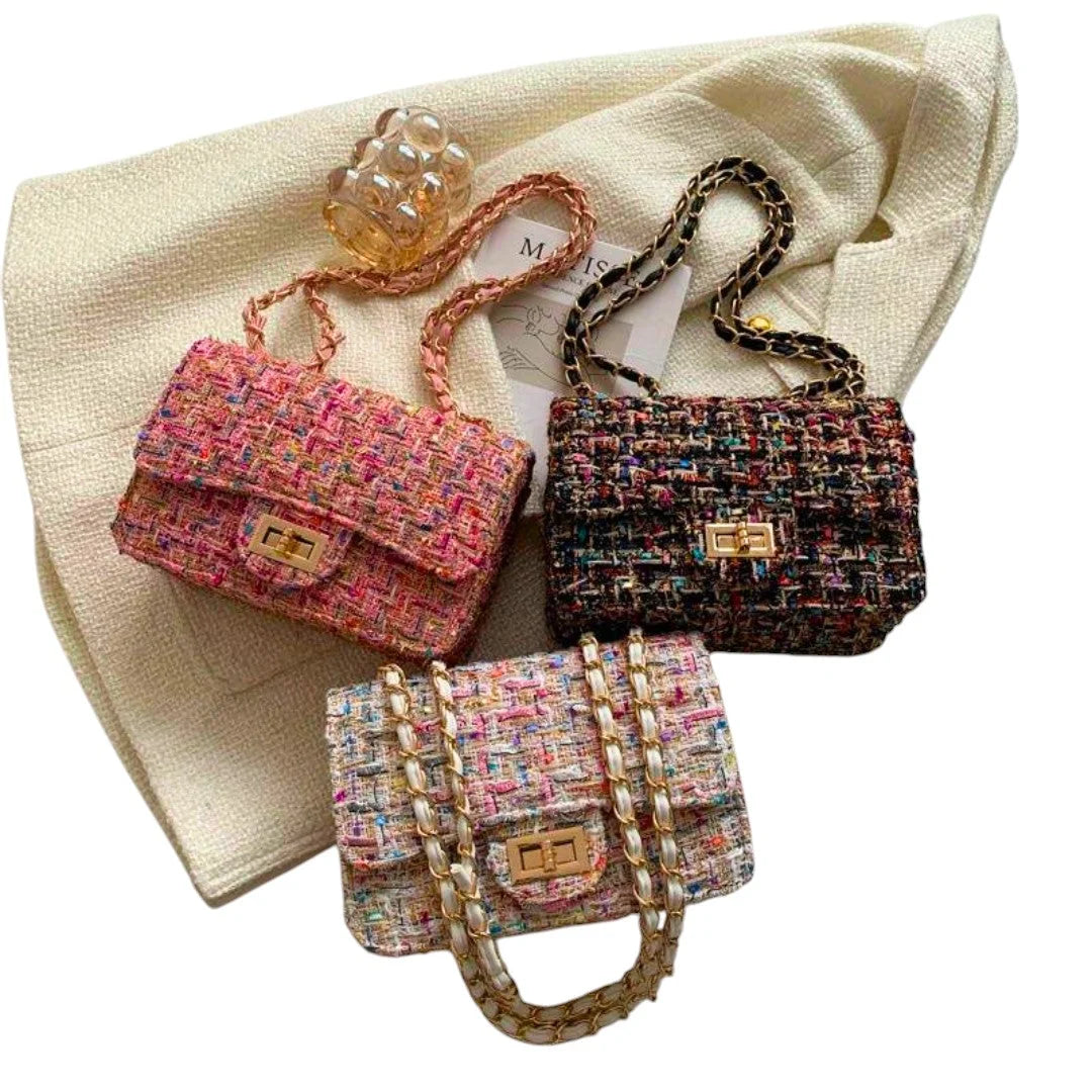 Women's tweed shoulder bag with adjustable chain strap