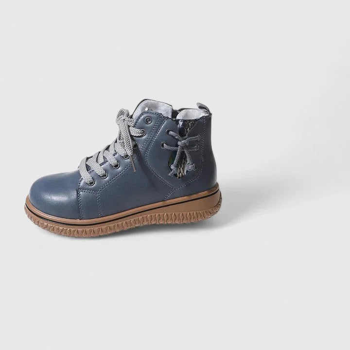 Women's faux leather lace-up ankle boots with a chunky ridged sole