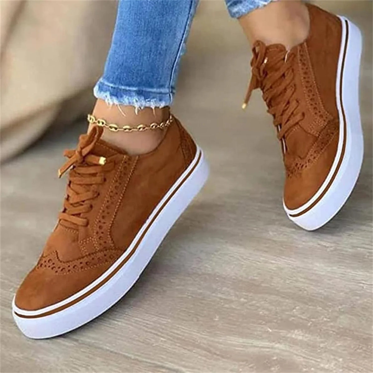 Women's faux suede platform sneakers with lace-up brogue detail