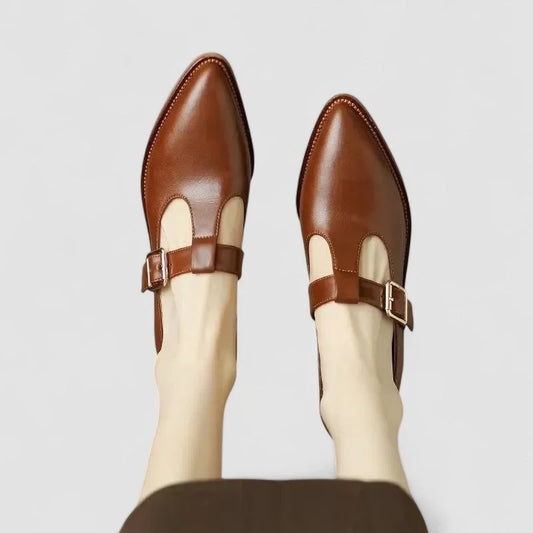 Women's leather pointed-toe T-strap shoes with block-heel buckle closure – Brown
