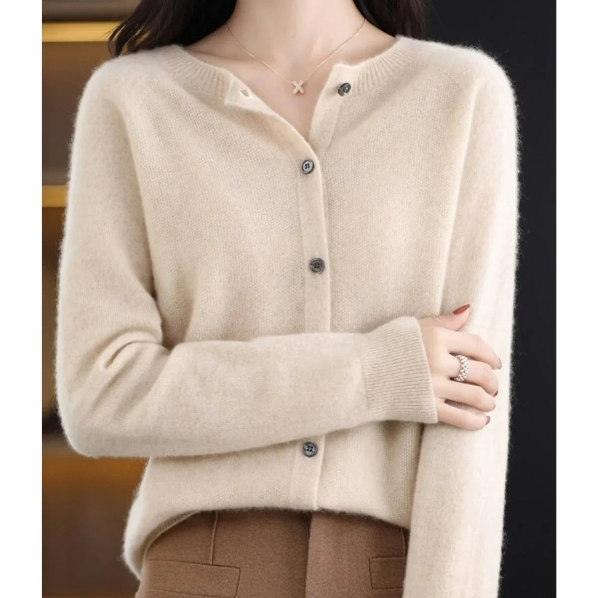 Women's oversized merino wool button-front knit cardigan – Khaki