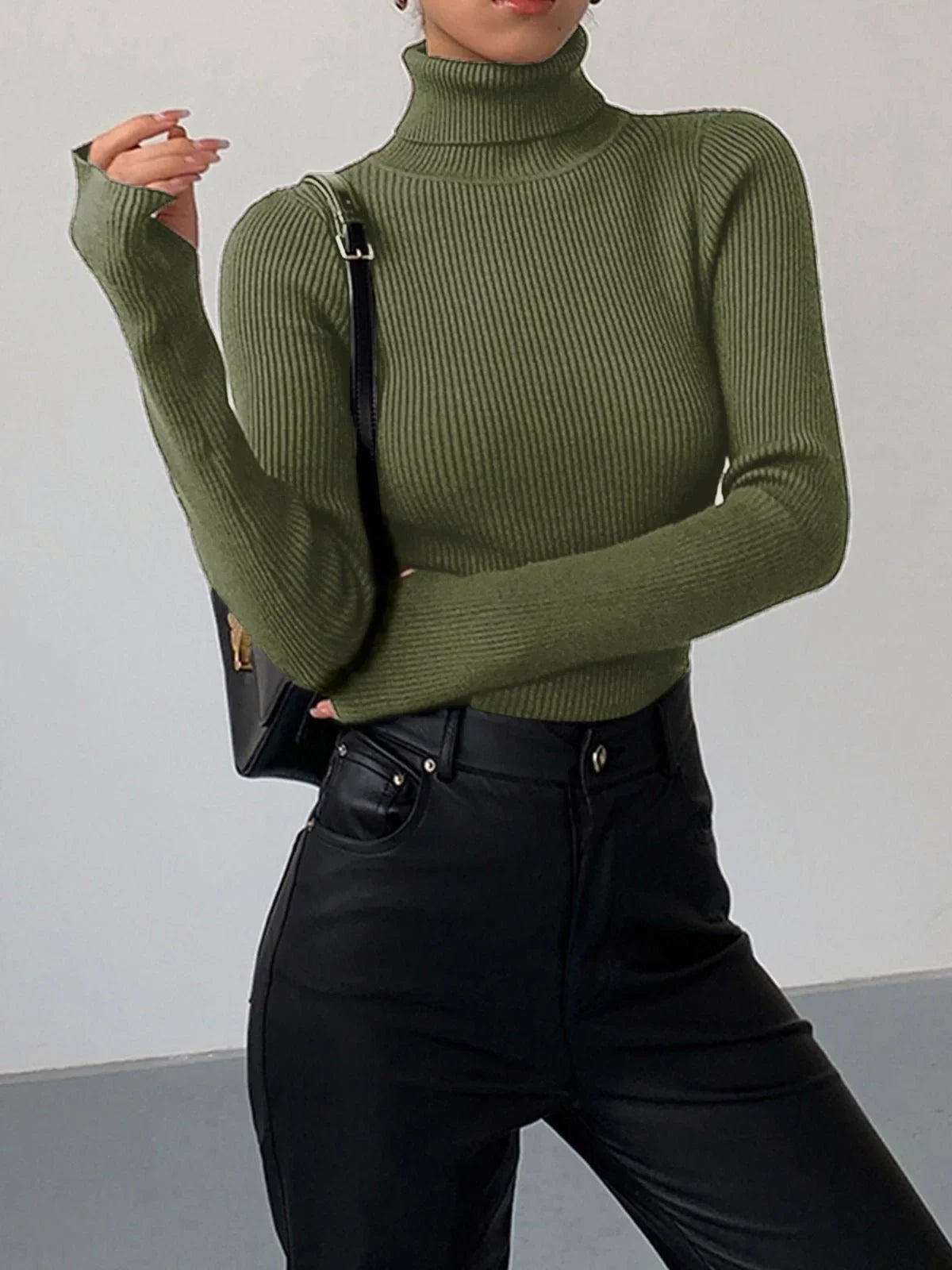 Women's ribbed turtleneck lightweight knit sweater – Green