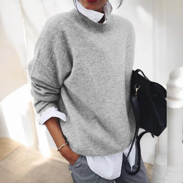 Women's soft everyday knit sweater with crew-neck long sleeves and relaxed fit – Grey