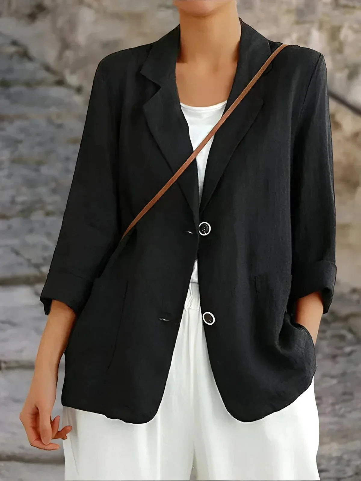 Women's tailored linen blazer with 3/4-sleeve for a lighter blazer layer – Black