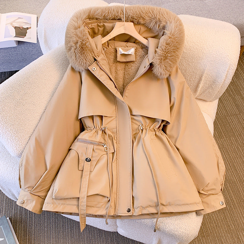 Women's winter utility jacket with faux-fur hood and drawstring waist – Khaki