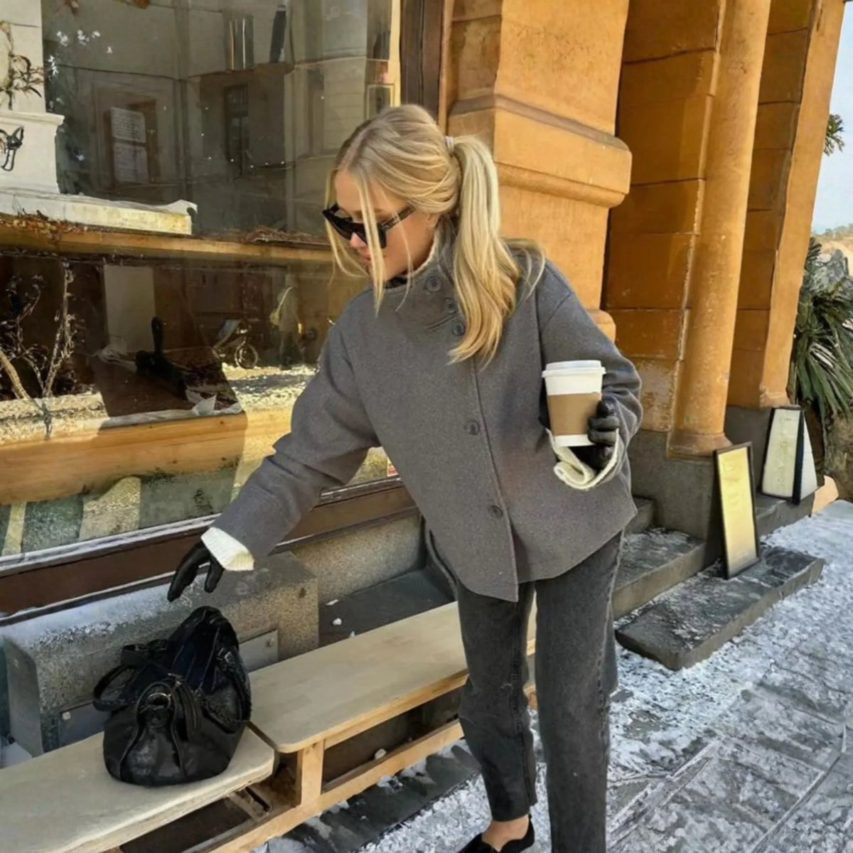 Women's button-down coat with stand-up collar detail – Grey