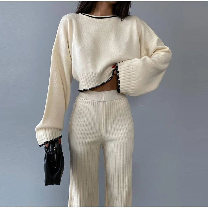 Women's ribbed knit two-piece set with a cropped knit sweater and wide-leg slit trousers – White/Black