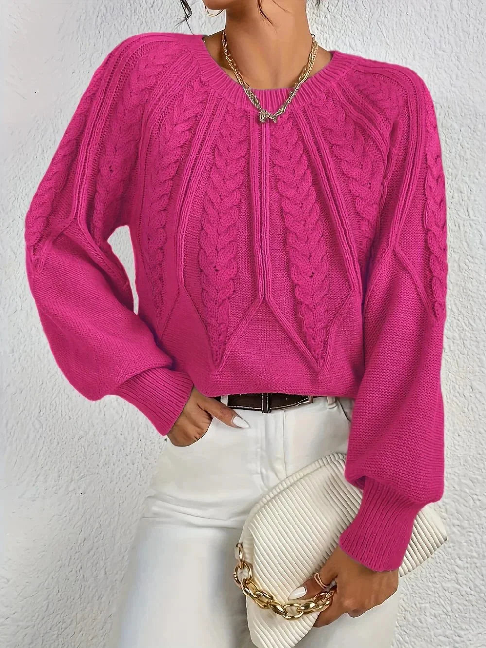 Women's cable knit crew neck sweater with cropped fit – Pink