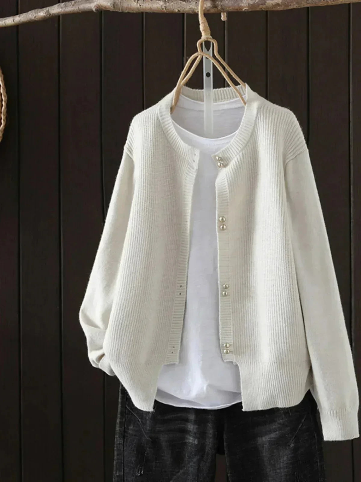 Women's knit button-front crew neck cardigan with ribbed texture – Beige