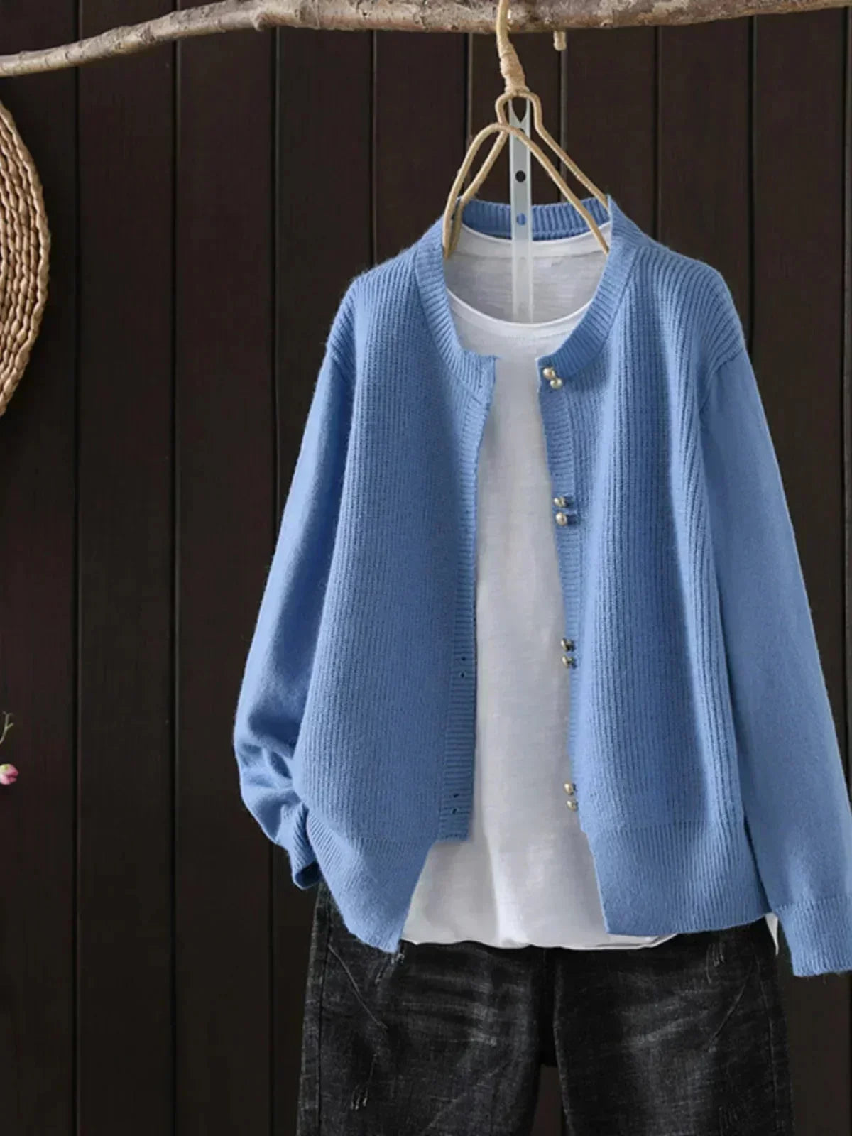 Women's knit button-front crew neck cardigan with ribbed texture – Blue