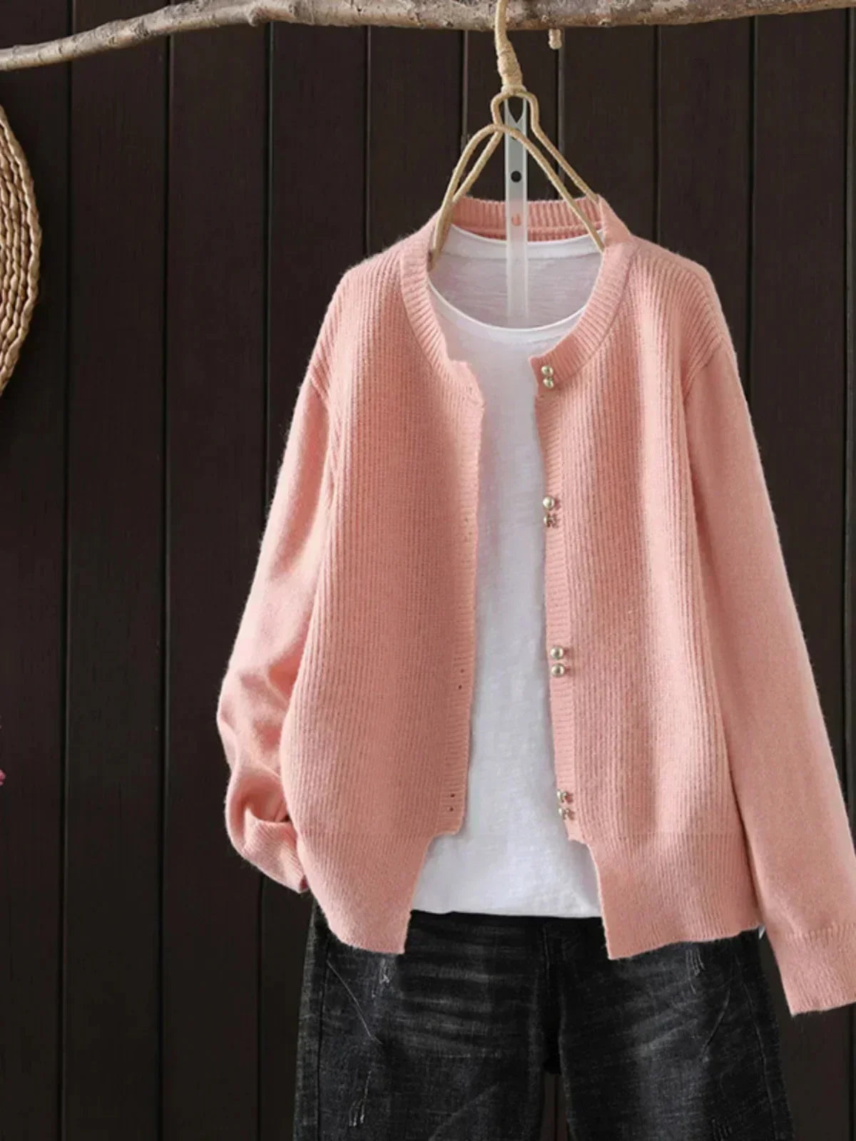 Women's knit button-front crew neck cardigan with ribbed texture – Pink