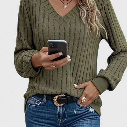 Women's ribbed V-neck jumper with texture