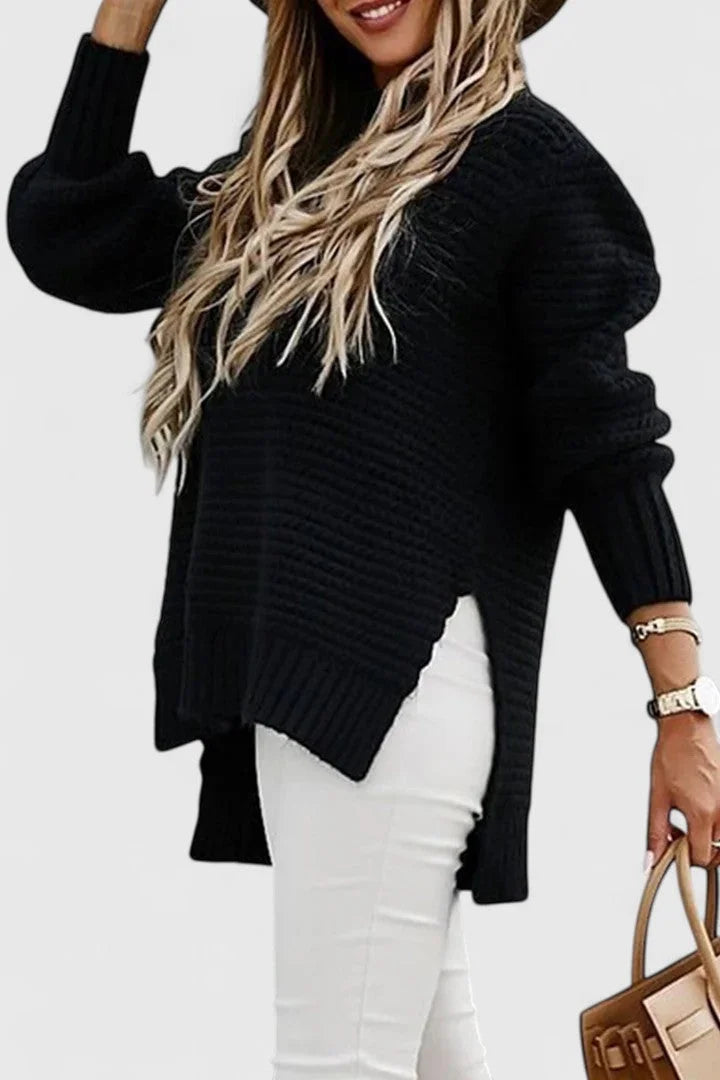 Women's knit crew neck jumper with side slits