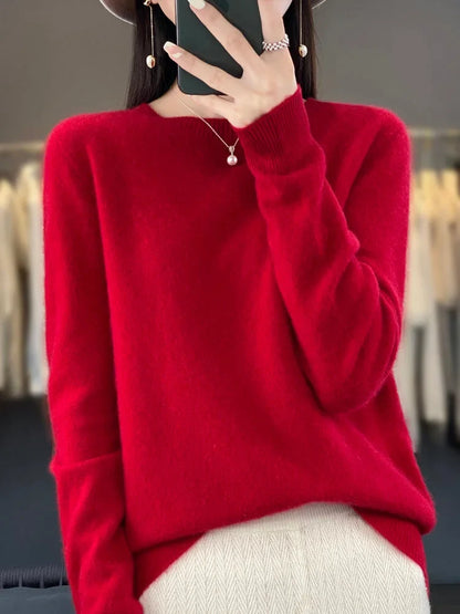 Women's knit crew neck jumper with fuzzy texture