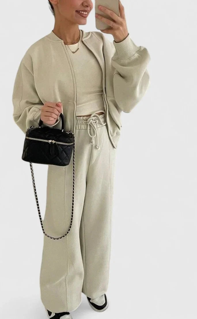 Women's cozy knit jumper and drawstring trouser set