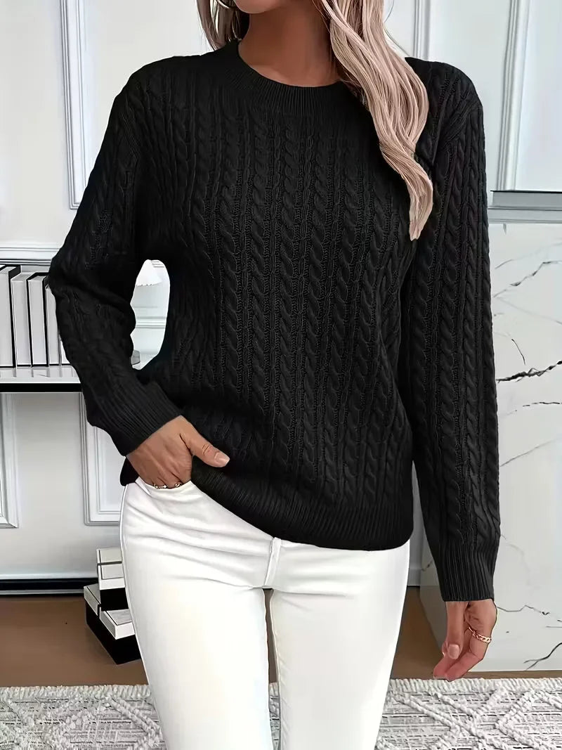 Women's cable knit crew neck jumper – Black