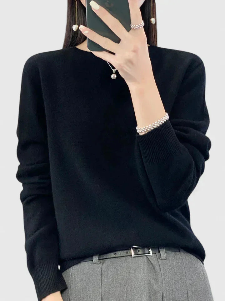 Women's knit crew neck jumper with fuzzy texture – Black