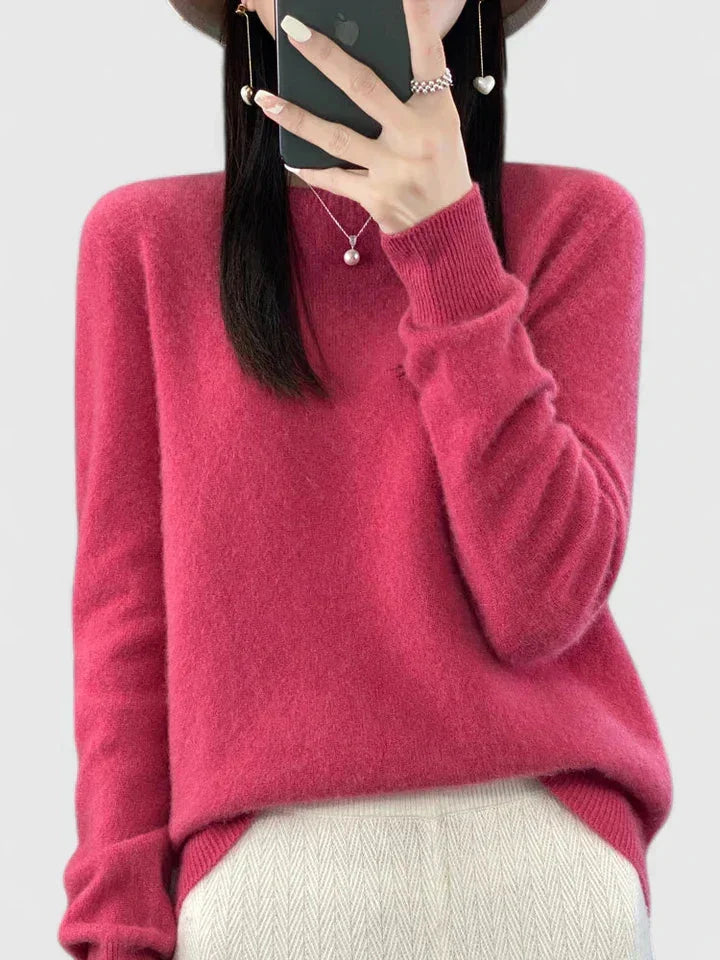 Women's knit crew neck jumper with fuzzy texture – Raspberry Red