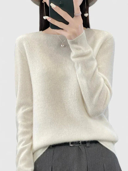 Women's knit crew neck jumper with fuzzy texture – White