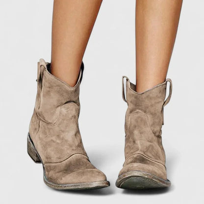 Women's suede ankle boots with slouchy shaft – Light Brown