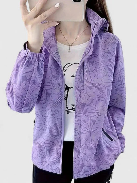 Women's zip-up hood jacket with leaf pattern