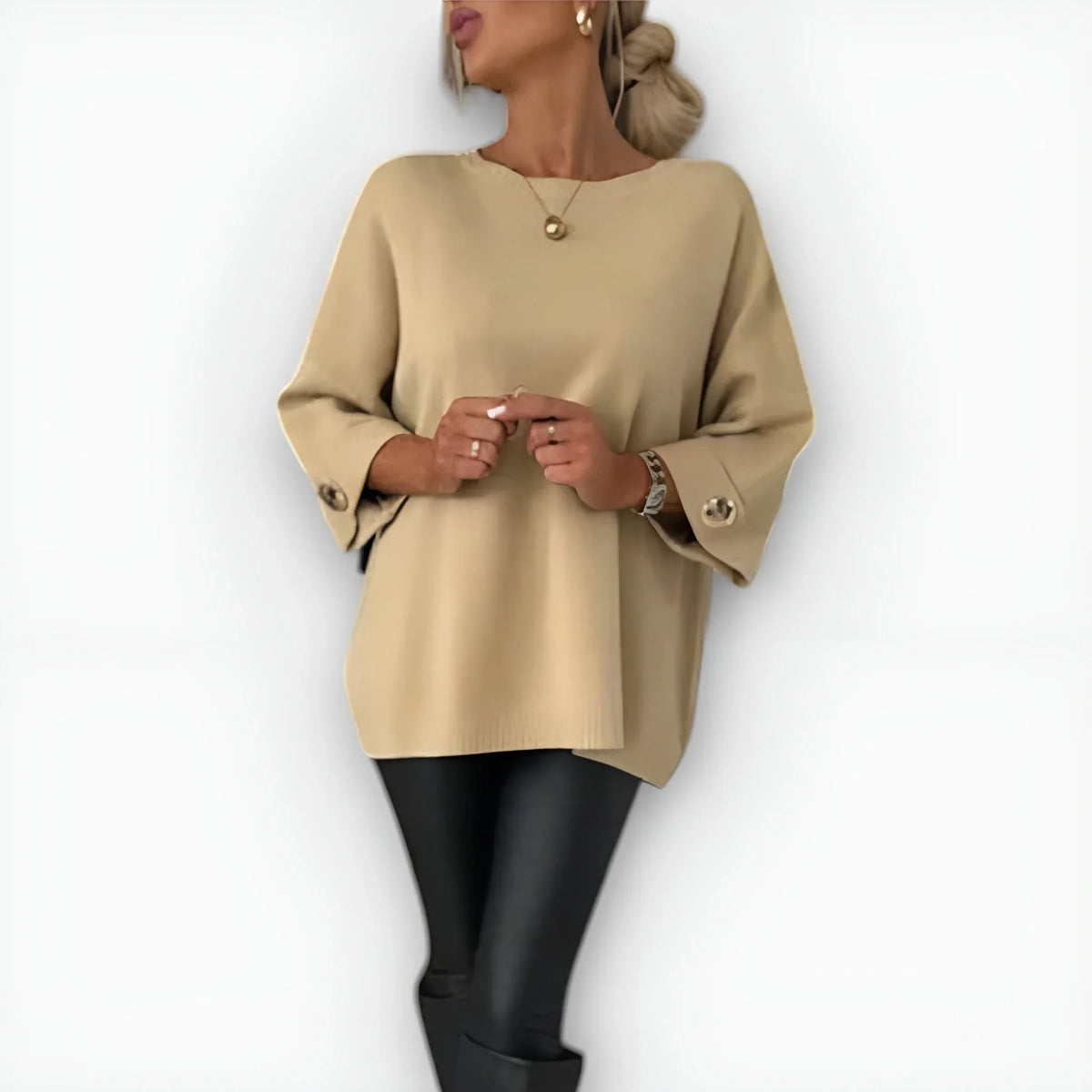 Women's knit crew neck jumper with wide cuffs with button – Beige