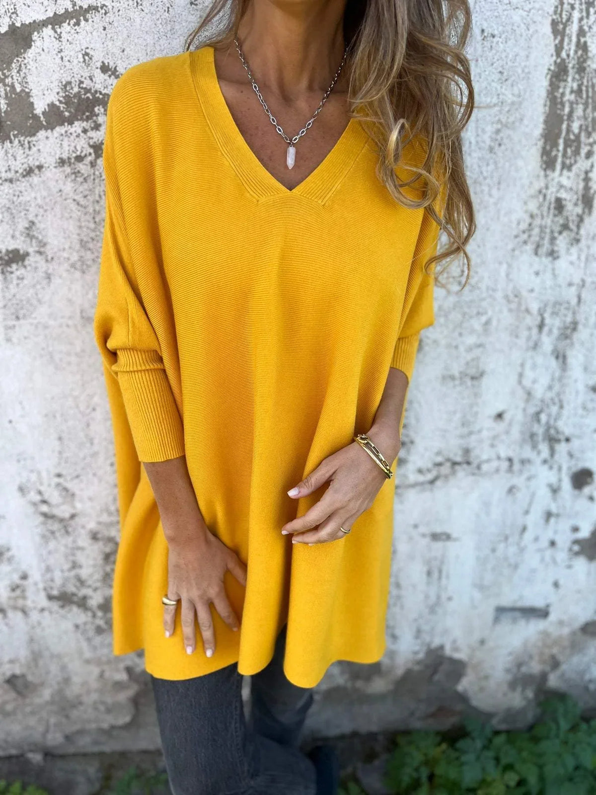 Women's knit V-neck jumper with oversized tunic fit – Yellow