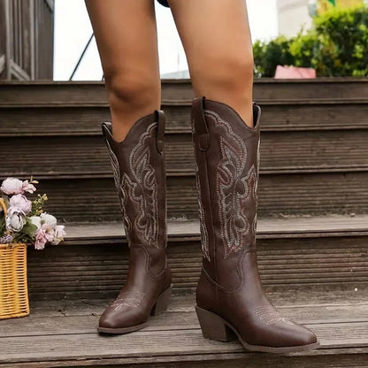 Women's embroidered cowgirl boots with block heel detail
