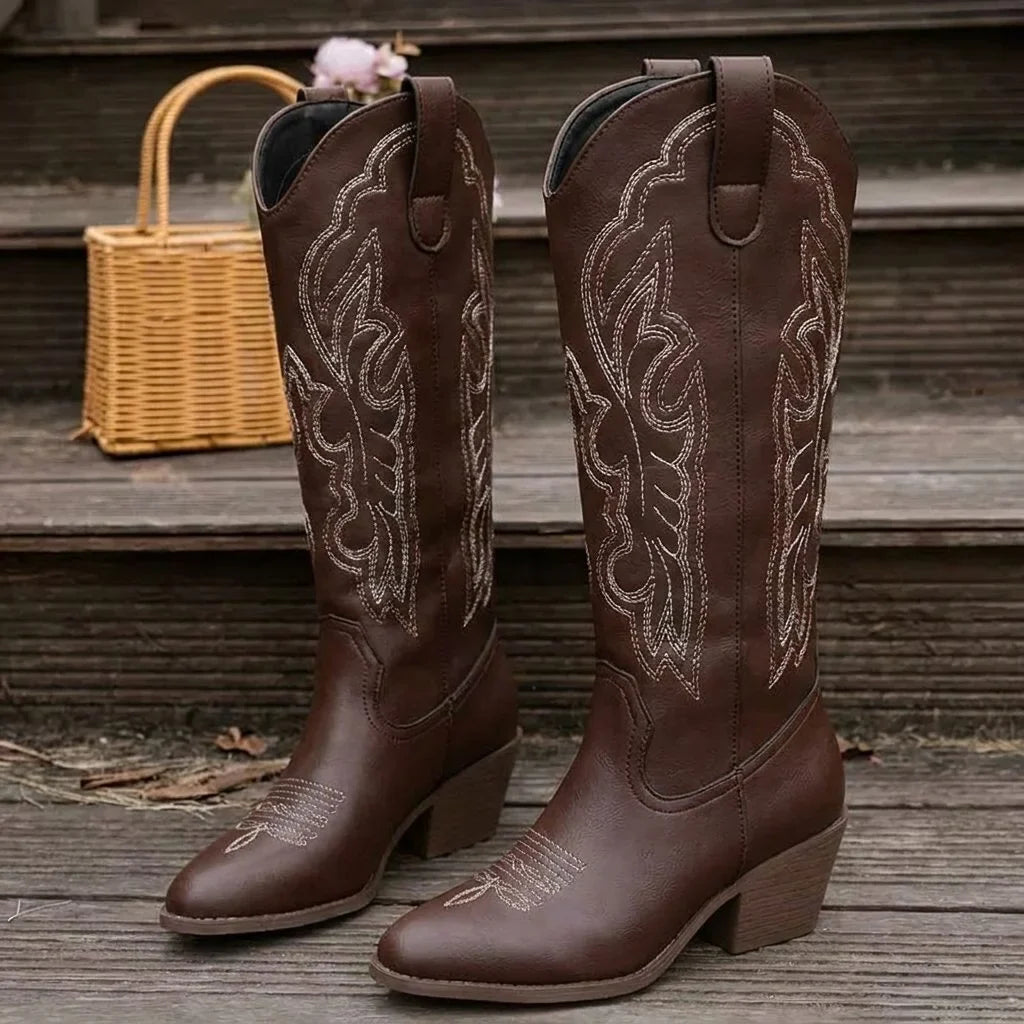 Women's embroidered cowgirl boots with block heel detail