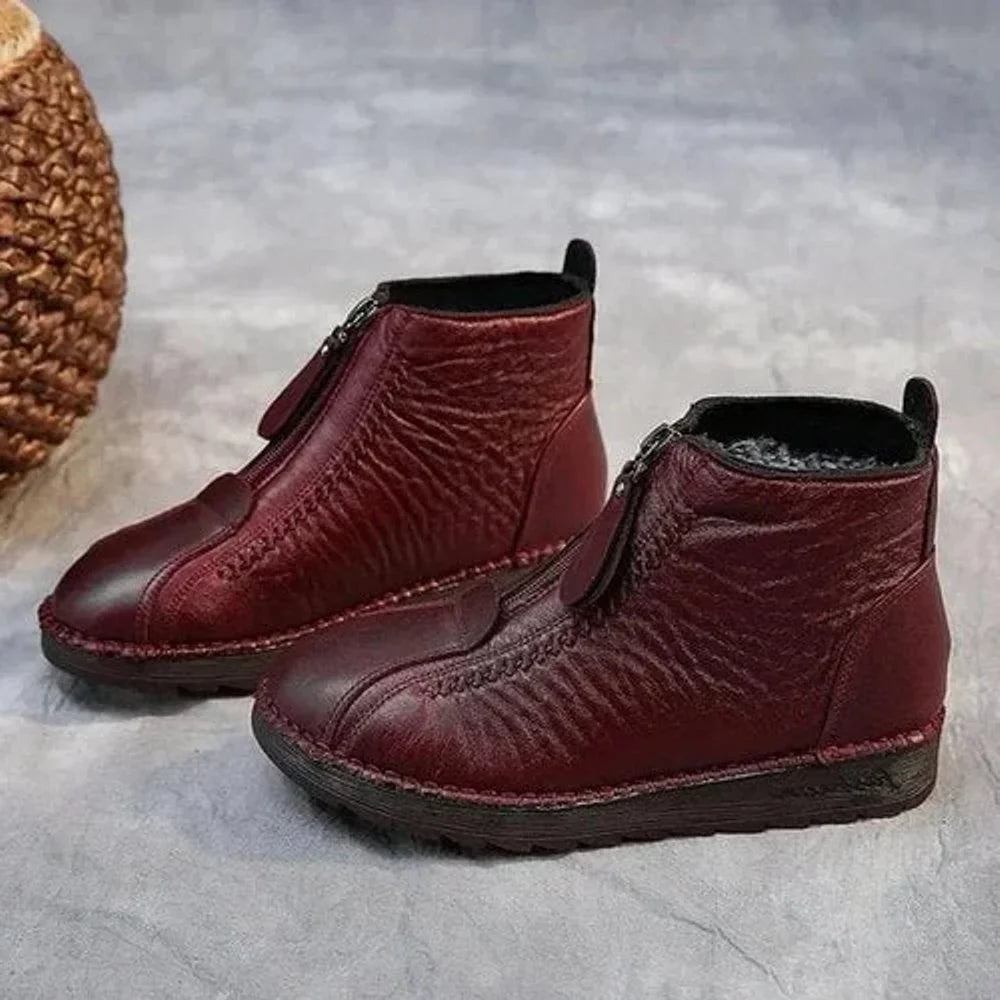 Women's fleece-lined leather ankle boots with zip closure – Red