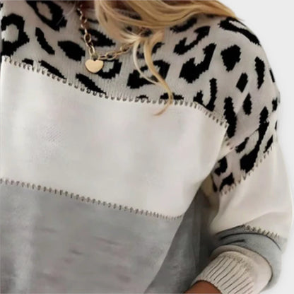 Women's crew neck sweater with leopard print yoke detail