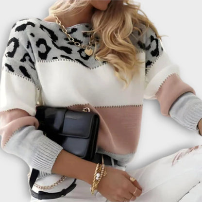 Women's crew neck sweater with leopard print yoke detail – Pink