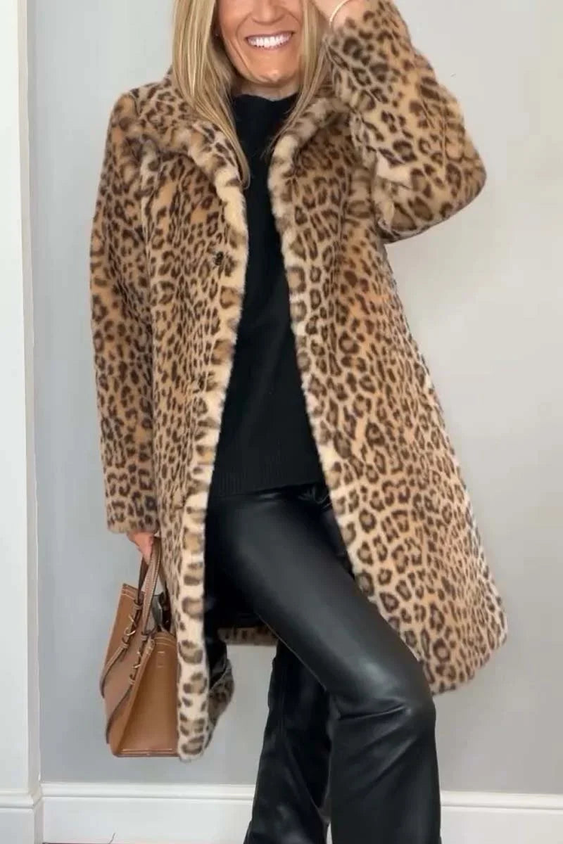 Women's leopard-print winter coat with bold design – Khaki