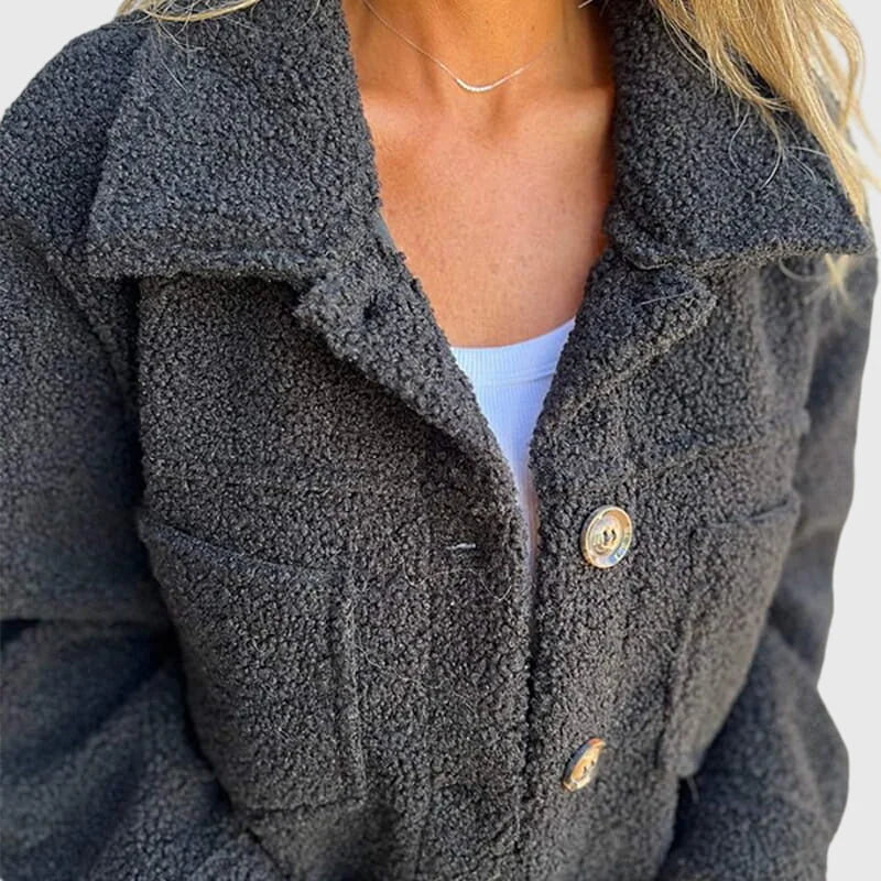 Women's button-front jacket with spacious pockets