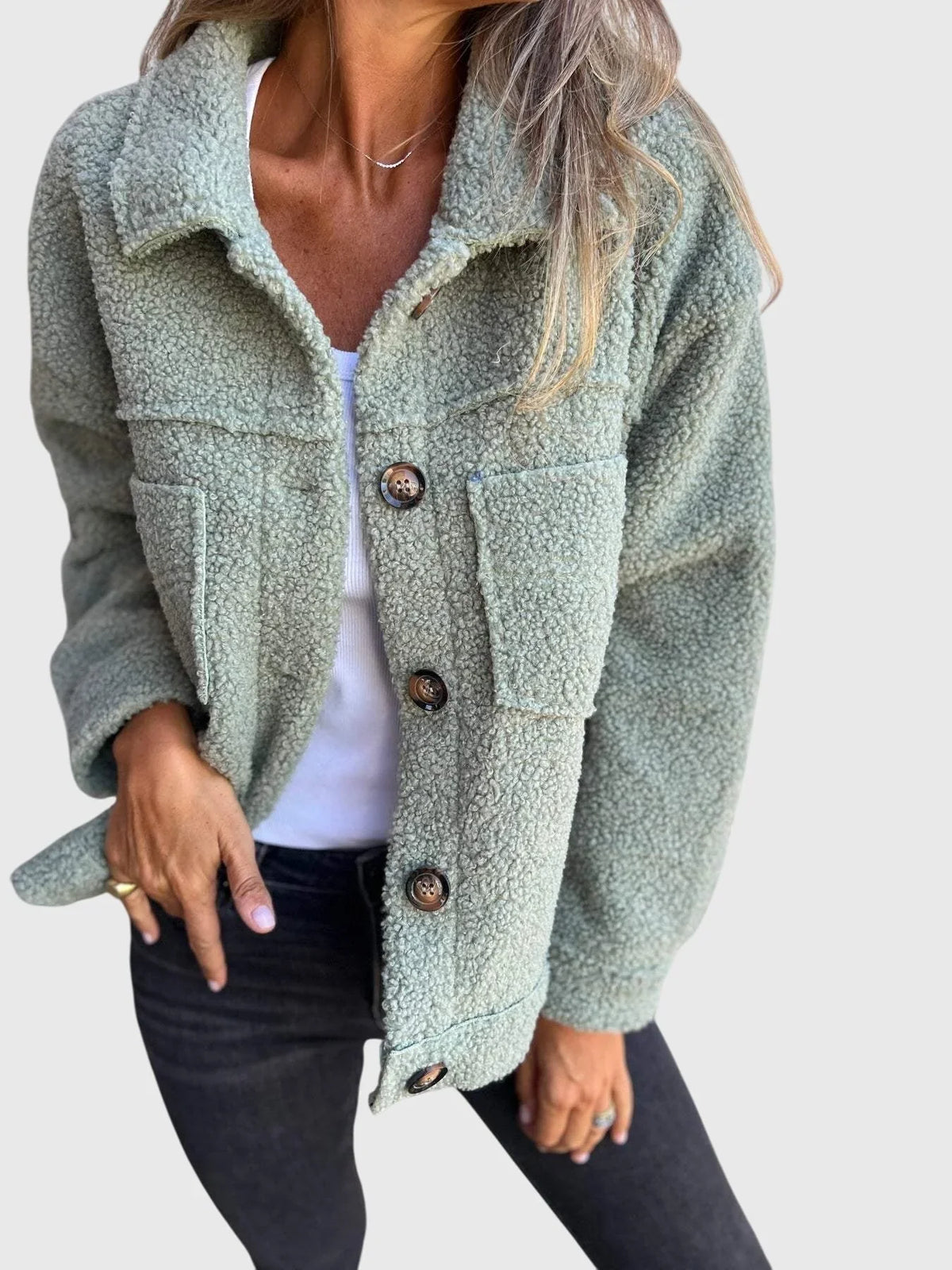 Women's button-front jacket with spacious pockets – Green