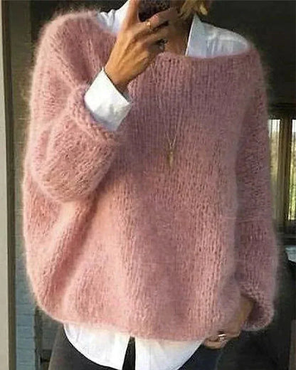 Women's mohair knit oversized sweater with contrast cuffs – Pink
