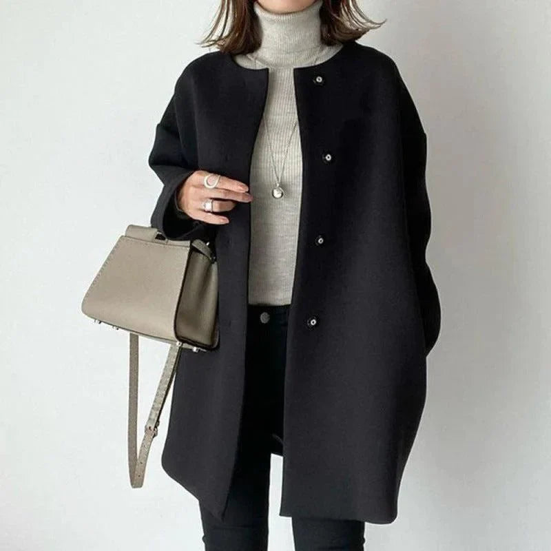 Women's relaxed-fit coat with flattering drape