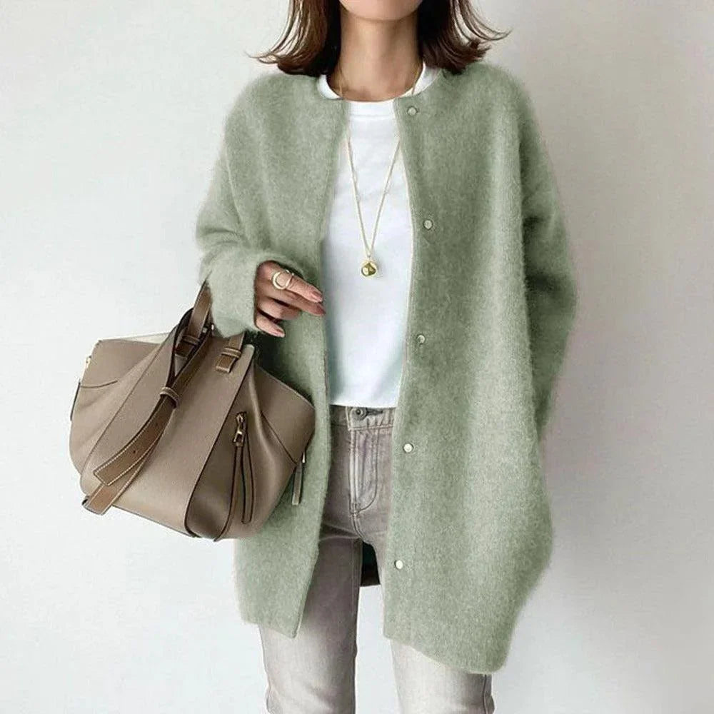 Women's relaxed-fit coat with flattering drape – Green