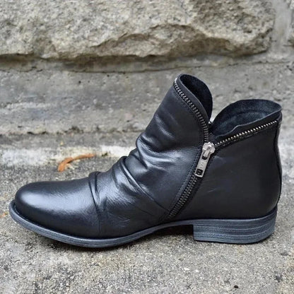 Women's trendy ankle boots with supportive footbed design – Black