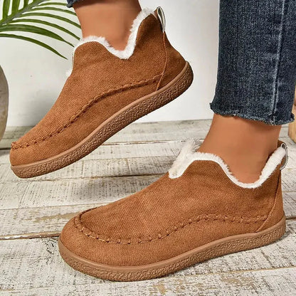Women's suede ankle boots with fluffy lining