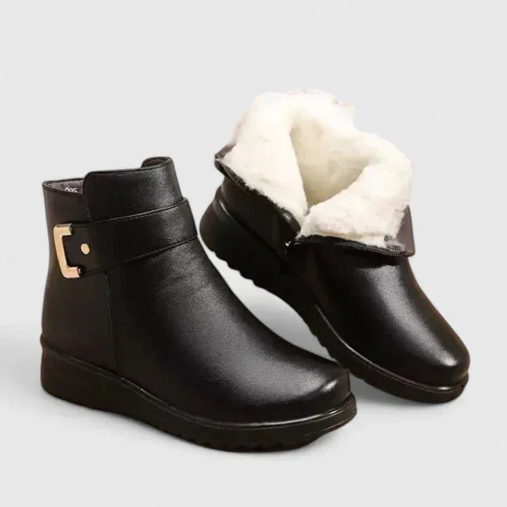 Women's faux leather side zip ankle boots with fur lining