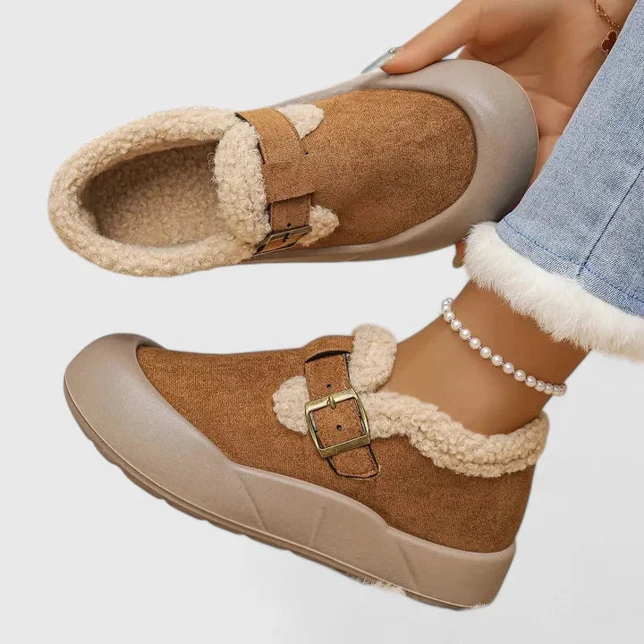 Women's suede slippers with sherpa fleece trim – Brown