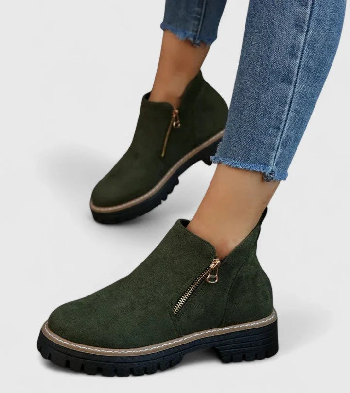Women's suede side zip ankle boots with chunky lug sole – Green