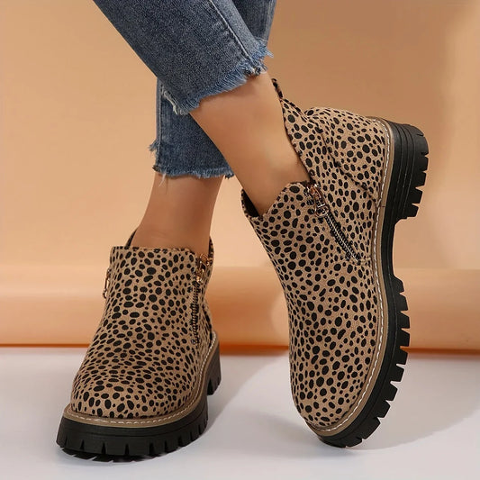 Women's leopard suede side zip ankle boots with chunky lug sole – Leopard Print