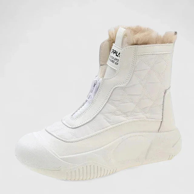 Women's quilted half-zip ankle boots with faux fur lining – White