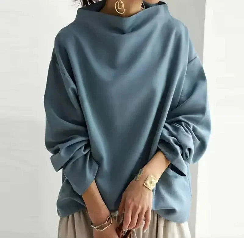 Women's oversized roll-neck knit sweater with relaxed fit – Blue