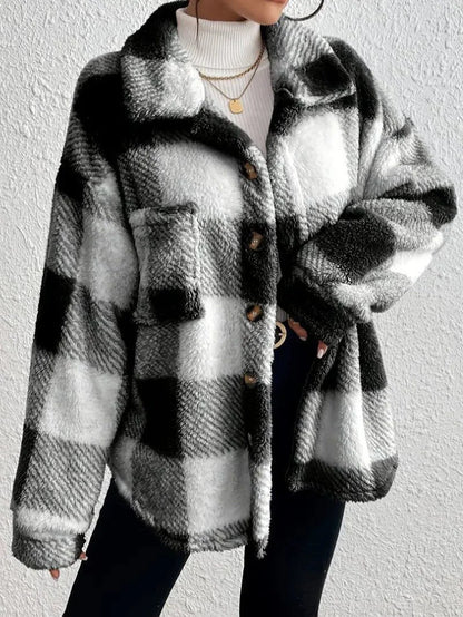 Women's oversized plaid button-up fleece jacket with pockets