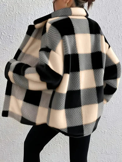 Women's oversized plaid button-up fleece jacket with pockets