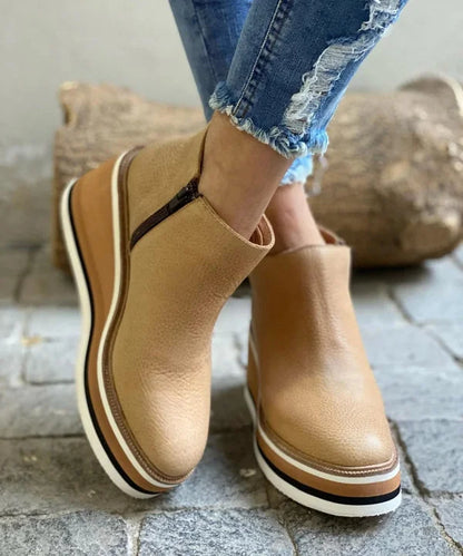 Women's suede slip-on Chelsea boots with platform sole – Beige